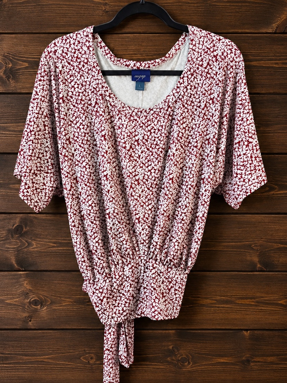 Daytrip Brick Red & White Floral Print Tie-Waist Short Sleeve Top Size Large 💕